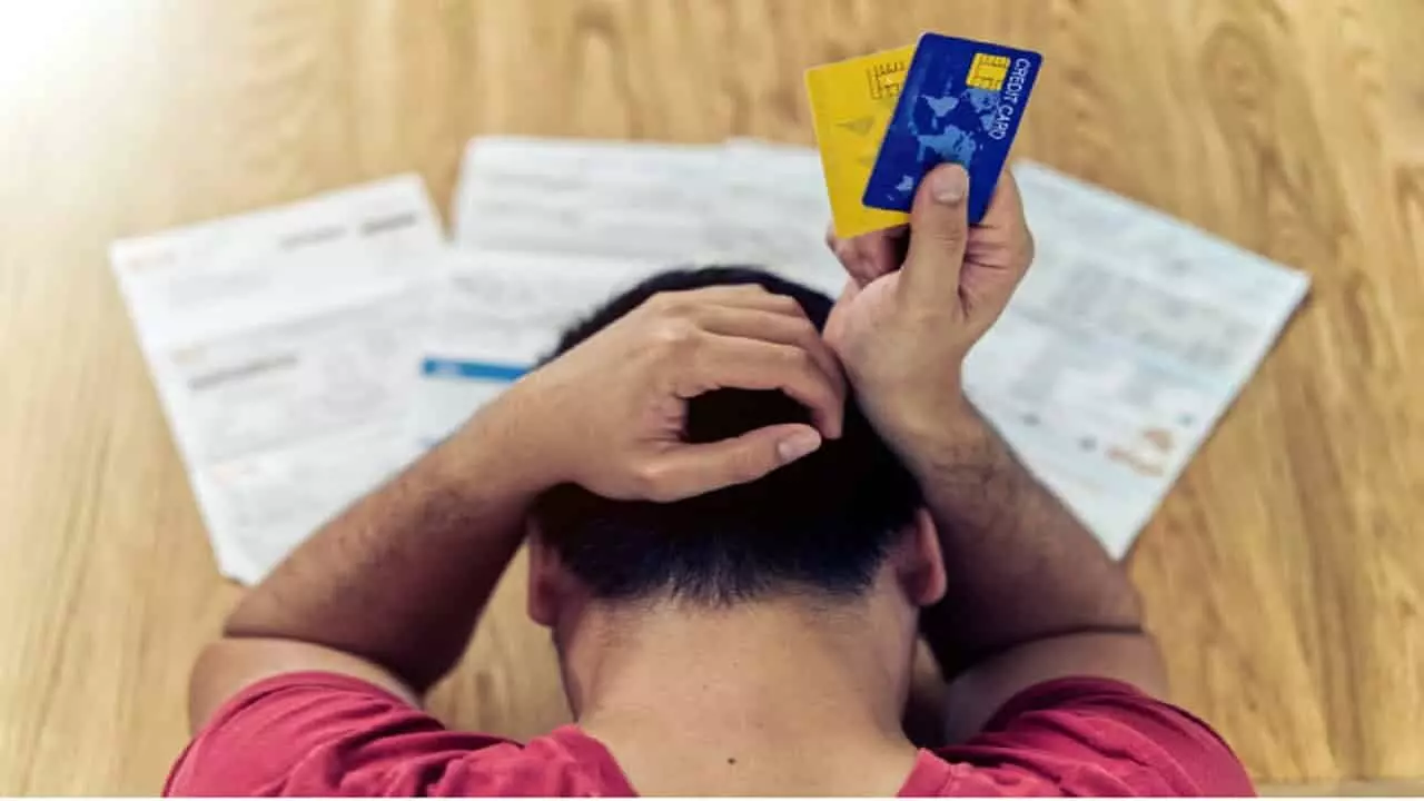 RBI New Credit Card Guideline: 7 दिन के अंदर नहीं बंद हुआ क्रेडिट कार्ड तो बैंक ग्राहक को देगी हर दिन 500 रुपए