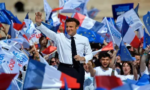 Emmanuel Macron फिर बने फ़्रांस के राष्ट्रपति, 58.55% वोट मिले, पीएम मोदी ने दी बधाई