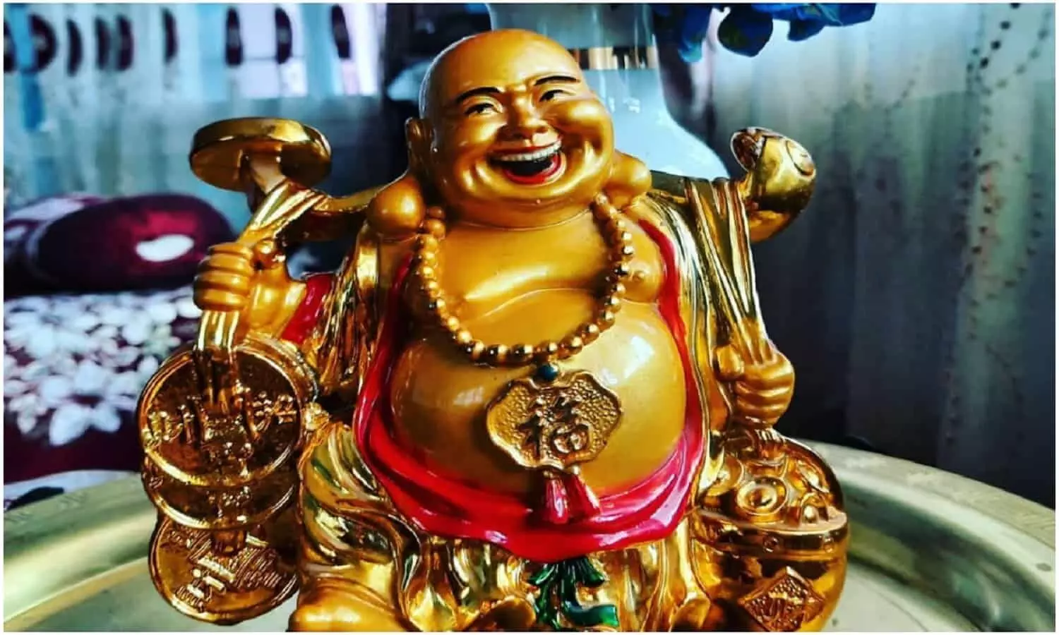 Laughing Buddha Vastu Tips