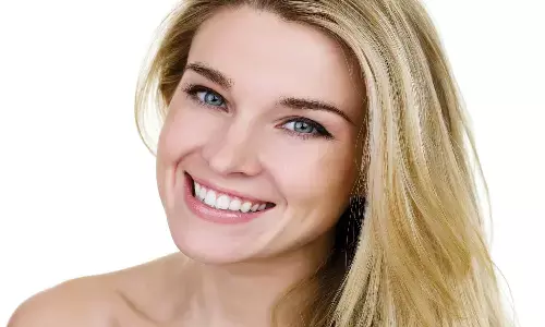 Teeth Care: पीले दांतों से निजात पाने के लिए इन घरेलू उपायों को अपनाएं