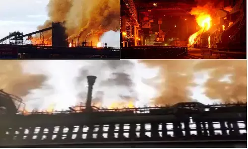 Breaking news: जमशेदपुर टाटा स्टील प्लांट में लगी भीषण आग, करोड़ों का नुकसान