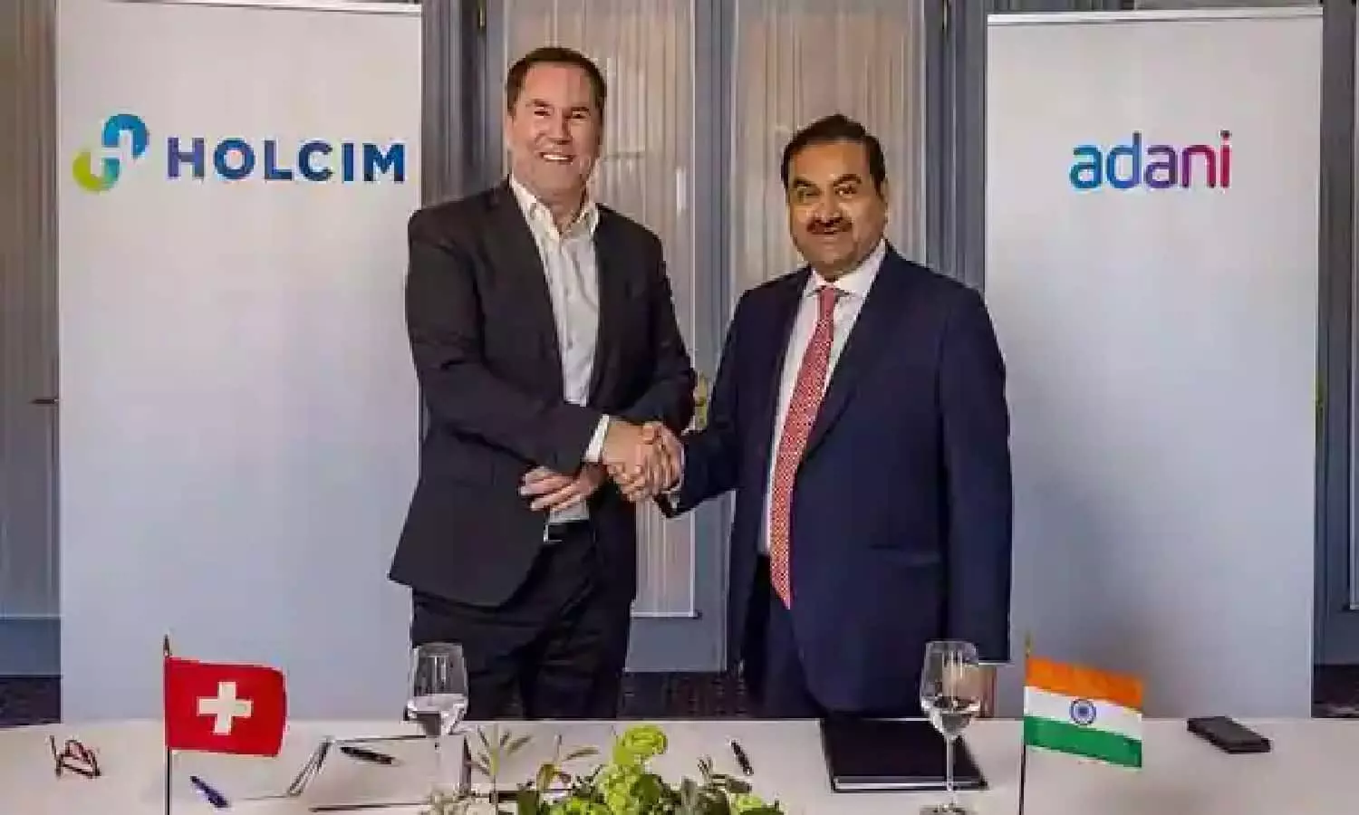 Adani Group-Holcim $10 bn mega deal: अंबुजा सीमेंट और ACC का कारोबार खरीदा अडानी ग्रुप ने