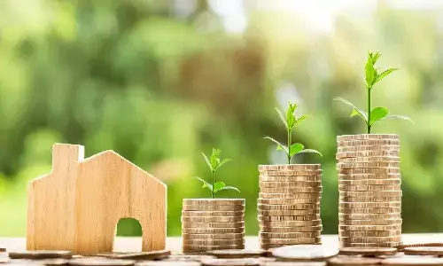 Money Savings Tips: कम सैलरी होने के बावजूद ढेर सारे पैसे जोड़ लेंगे इन तरीकों से, जानें