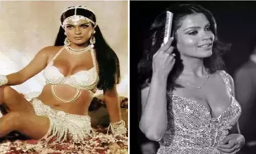 Zeenat Aman ने दिया है बिन कपड़ो के पोज, यहाँ क्लिक कर देखे तस्वीर