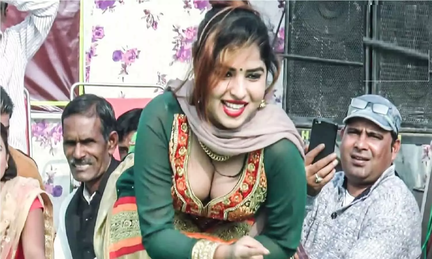 Haryanvi Hot Video: एक्ट्रेस Muskan Baby ने की सारी हदे पार, बदन में पसीना चुआ दिखा दिया ऐसा पार्ट की मचा बवाल