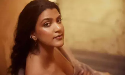 कनिका पटवारी का लेटेस्ट सांग दिल परदेसी रिलीज़