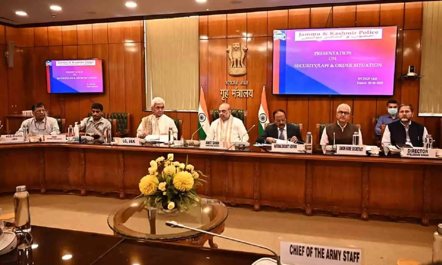 Target Killing: कश्मीर से हाइब्रिड आतंकियों के सफाया की तैयारी; विशेष अभियान चलाया जाएगा, कश्मीरी पंडितों को सुरक्षा मिलेगी