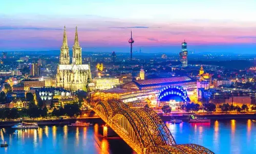 सबसे सस्ता ट्रेन सफर, मात्र 750 रूपये की टिकट में पूरे देश में घूम सकेंगे, जानें