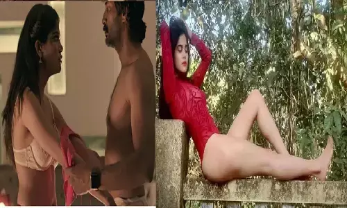 Ashram 3 Web Series: आश्रम 3 की सीधी-सादी पम्मी पहलवान ने पार की सारी हदे, लोग बोल्ड फोटो देख रह गए हैरान Ashram 3 Web Series: आश्रम 3 की सीधी-सादी पम्मी पहलवान ने पार की सारी हदे, लोग बोल्ड फोटो देख रह गए हैरान