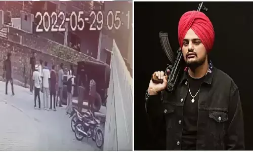 कौन है केकड़ा जो सिद्धू मूसेवाला का फैन बनकर उनके घर गया और हत्यारों से मुखबरी कर दी