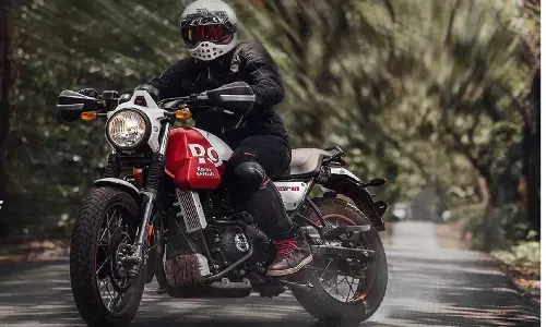 Royal Enfield Hunter 350 Price: अगस्त में लॉन्च होने वाली है रॉयल एनफील्ड हंटर 350, जानें स्पेसिफिकेशन