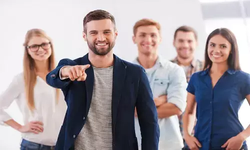 Zodiac sign Behavior: मीठी बातों में माहिर होते है इस राशि के लोग, यूं झट से करवा लेते हैं अपना काम Zodiac sign Behavior: मीठी बातों में माहिर होते है इस राशि के लोग, यूं झट से करवा लेते हैं अपना काम