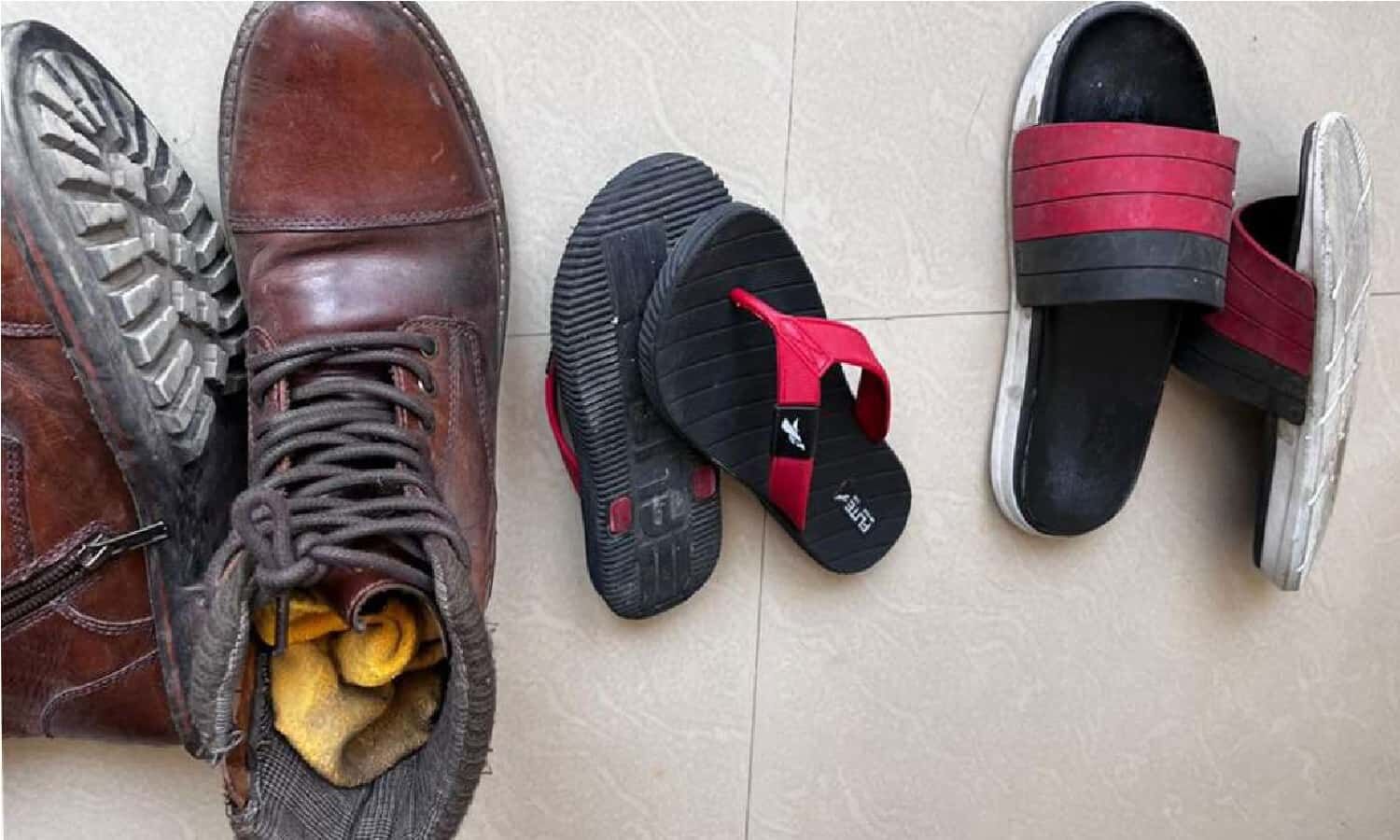 Vastu Tips For Shoes and Slippers घर में जूताचप्पल उल्टा रखते है तो