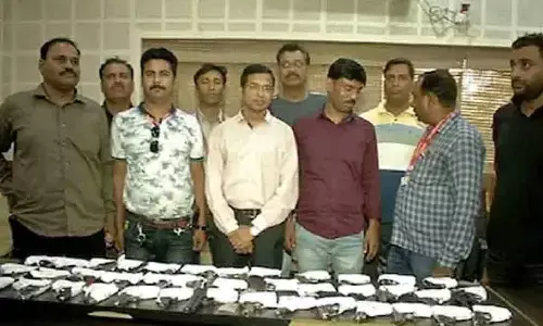 Indore: कट्टा-बंदूक का अंतरराज्यीय तस्कर गिरोह लगा इंदौर क्राइम ब्रांच के हाथ, 39 अत्याधुनिक हथियार बरामद