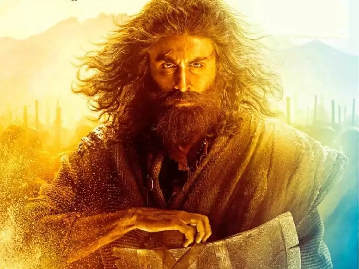 Shamshera Teaser Review In Hindi: बॉलीवुड का सवेरा, बनेगा शमशेरा, रोंगटे खड़े कर देगा ट्रेलर यहाँ देखें