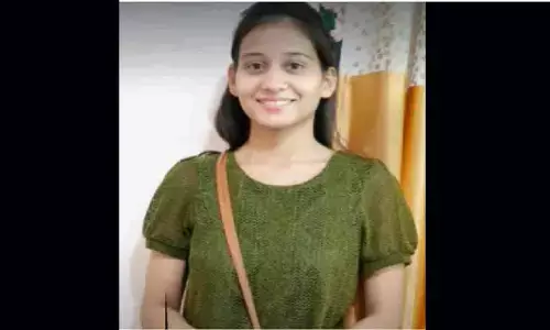 रीवा की महिमा बेटियों के लिए बनी मिशाल, बेटी होने का निभाया फर्ज, पिता को दिया अपना लीवर रीवा की महिमा बेटियों के लिए बनी मिशाल, बेटी होने का निभाया फर्ज, पिता को दिया अपना लीवर