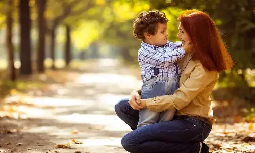 Parenting Tips: 5 से 10 साल के बच्चों को जरूर सिखाएं ये बातें, सबसे अलग दिखेंगे आपके बच्चे Parenting Tips: 5 से 10 साल के बच्चों को जरूर सिखाएं ये बातें, सबसे अलग दिखेंगे आपके बच्चे
