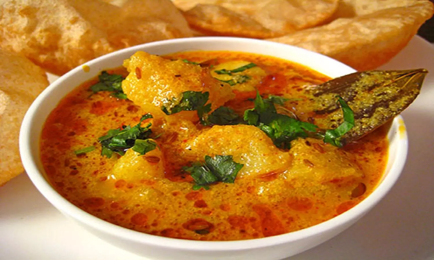 Aloo Dahi Ki Sabji Recipe: खट्टे दही से बनाएं मठे आलू की सब्जी! जानें बनाने की विधि