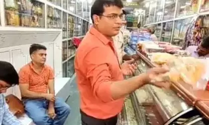 रीवा में स्वीट् दुकानों में फूड विभाग ने दी दबिश, मिली एक्सपायरी खाद्य सामग्री