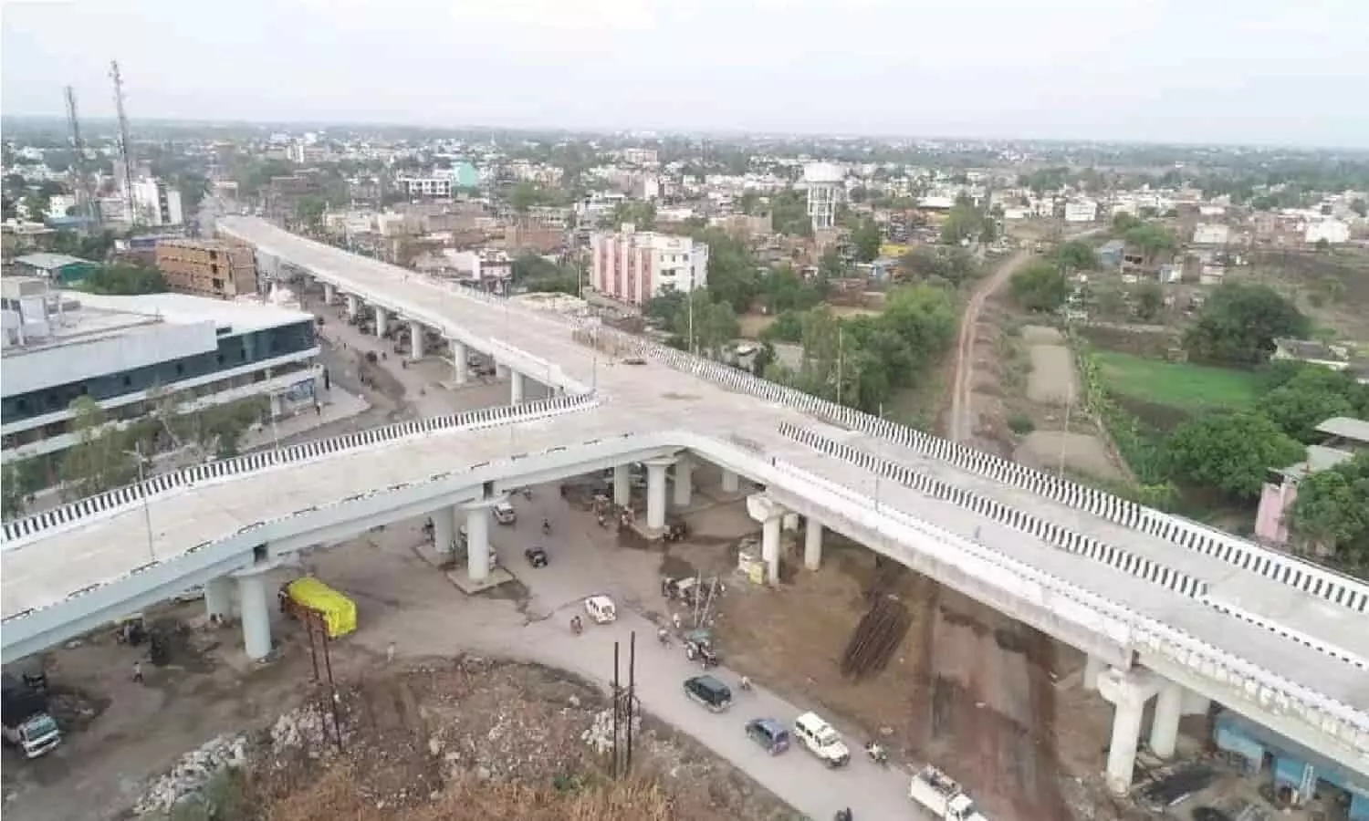 जनता को समर्पित हुआ रीवा का गोड़हर-रेलवे ओव्हर ब्रिज, वाहन चालक मारने लगे फर्राटे