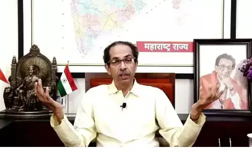 हिन्दुओं को लुभाने MVA का आखिरी दांव! औरंगाबाद का नया नाम संभाजी नगर और उस्मानाबाद का नया नाम धाराशिव रख दिया हिन्दुओं को लुभाने MVA का आखिरी दांव! औरंगाबाद का नया नाम संभाजी नगर और उस्मानाबाद का नया नाम धाराशिव रख दिया