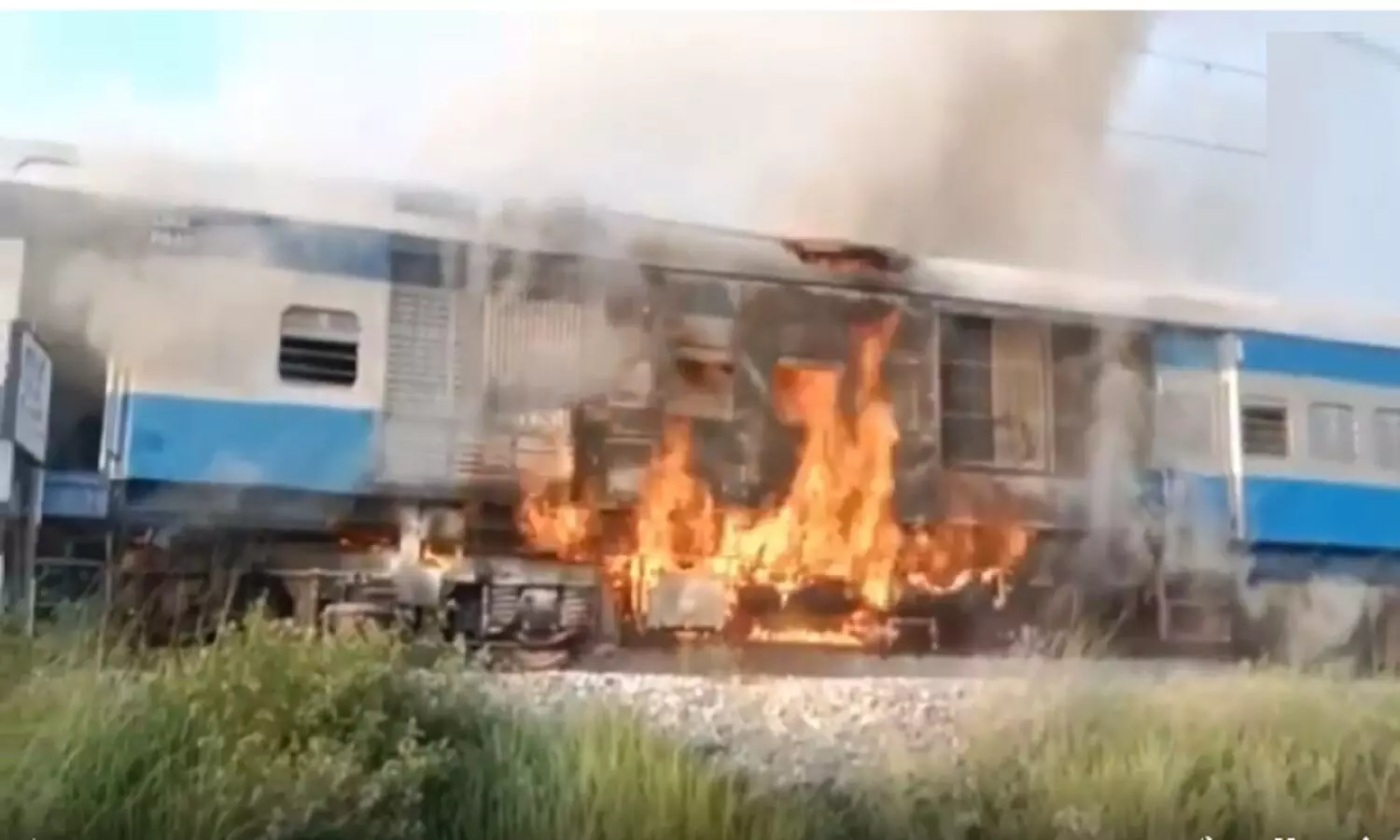 motihari bihar burning train