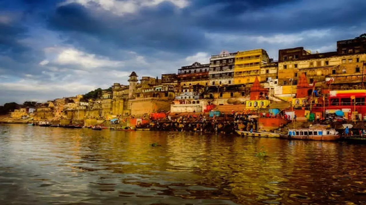 Prayagraj Tourist Places: प्रयागराज में घूमने के लिए लिए सात सबसे बेहतरीन जगहें