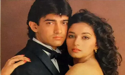 जब माधुरी दीक्षित का हाँथ पकड़ आमिर खान ने कर दी गंदी हरकत, रोने लगी थी एक्ट्रेस