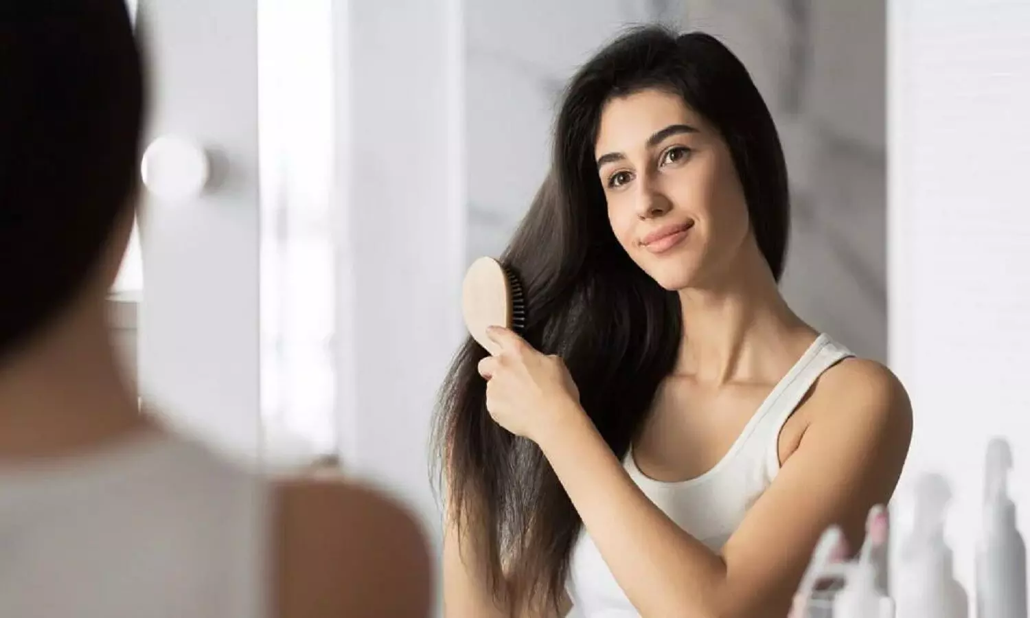 Hair Care: हेयर फॉल कैसे रोकें? बालों को घना, मजबूत व काला कैसे बनायें