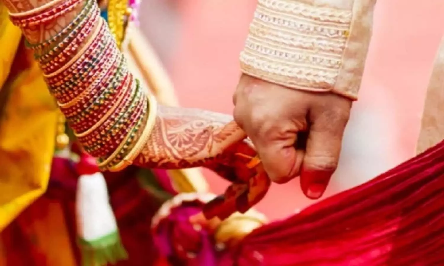 Vivah Me Badha Kyu Aati Hai: जानिए! विवाह में अक्सर बाधा क्यों आती है?