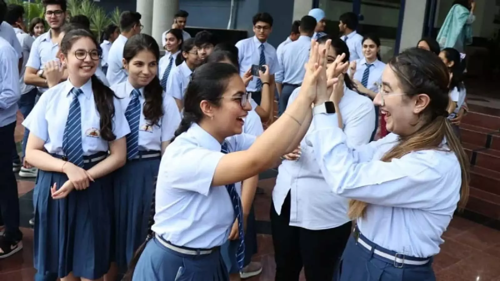 CISCE ISC Class 12th Semester 2 Result हुआ जारी, फिर लड़कियों ने मारी बाजी, जानिए कैसे रहा रिजल्ट? CISCE ISC Class 12th Semester 2 Result हुआ जारी, फिर लड़कियों ने मारी बाजी, जानिए कैसे रहा रिजल्ट?