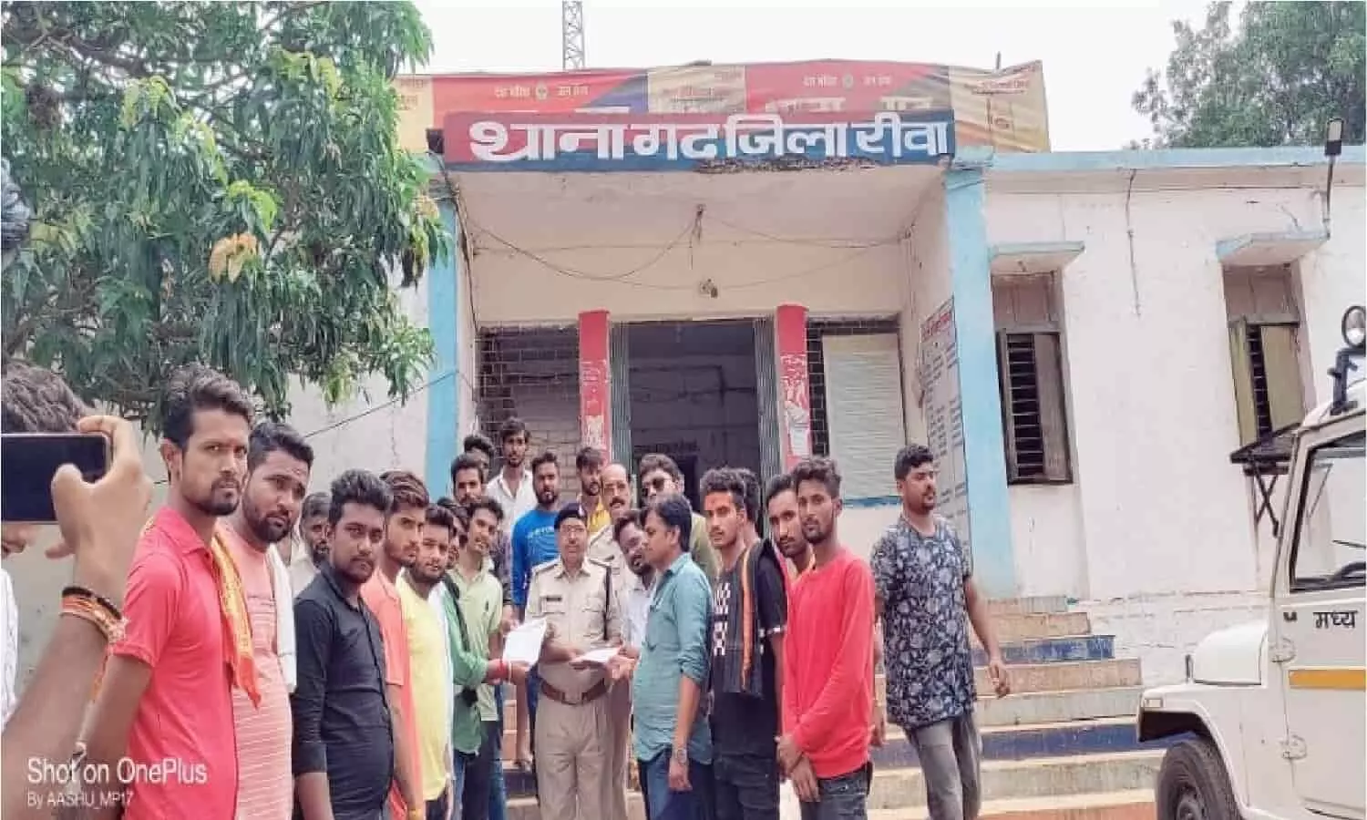 रीवा में गौवंश की हत्या पर बजरंग सेना चितिंत, बछड़ा को काटे जाने का विरोध, पुलिस से कार्रवाई की मांग