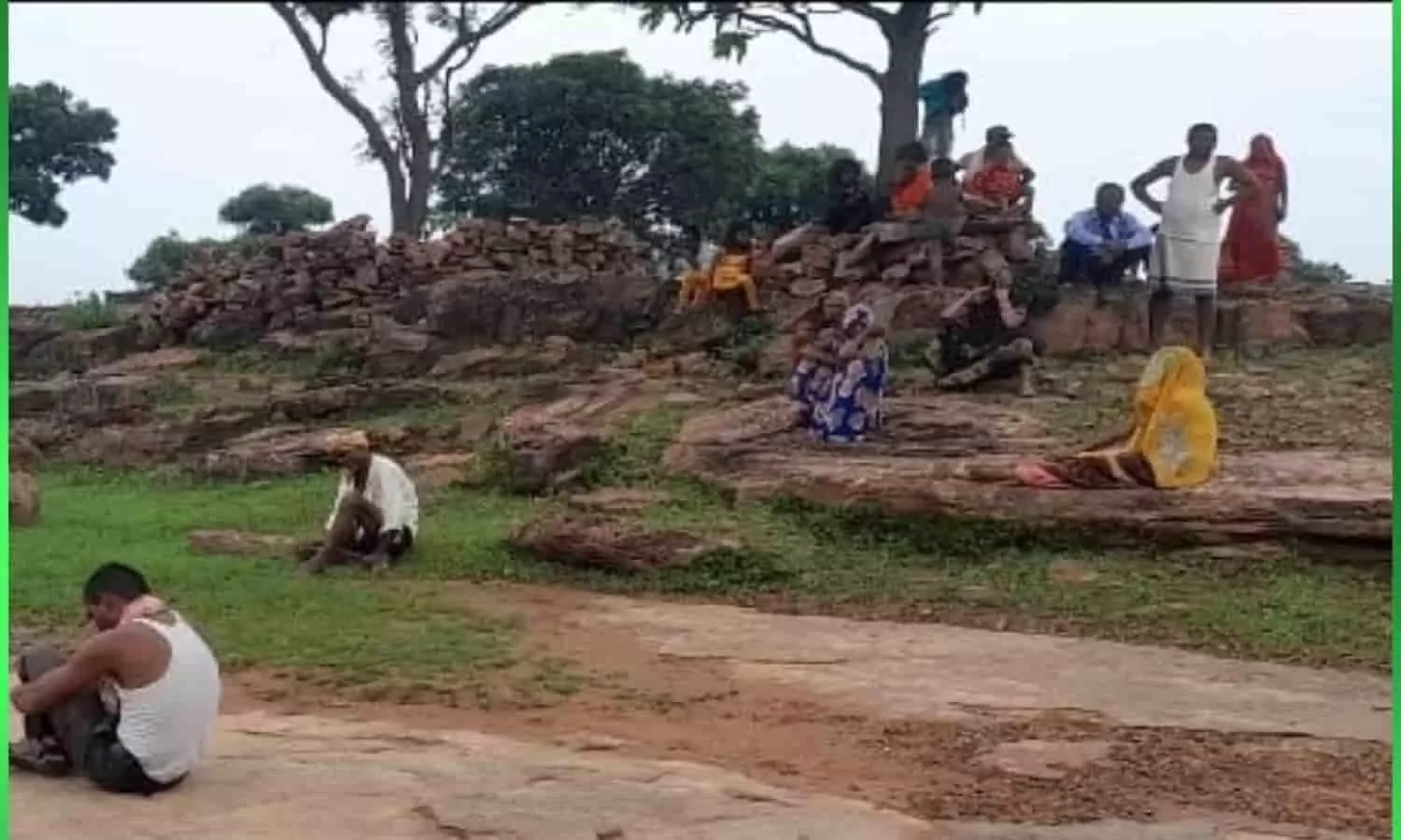 रीवा में महिला की मौत का कारण बनी मिर्गी की बीमारी, जानिए कैसे गई महिला की जान रीवा में महिला की मौत का कारण बनी मिर्गी की बीमारी, जानिए कैसे गई महिला की जान