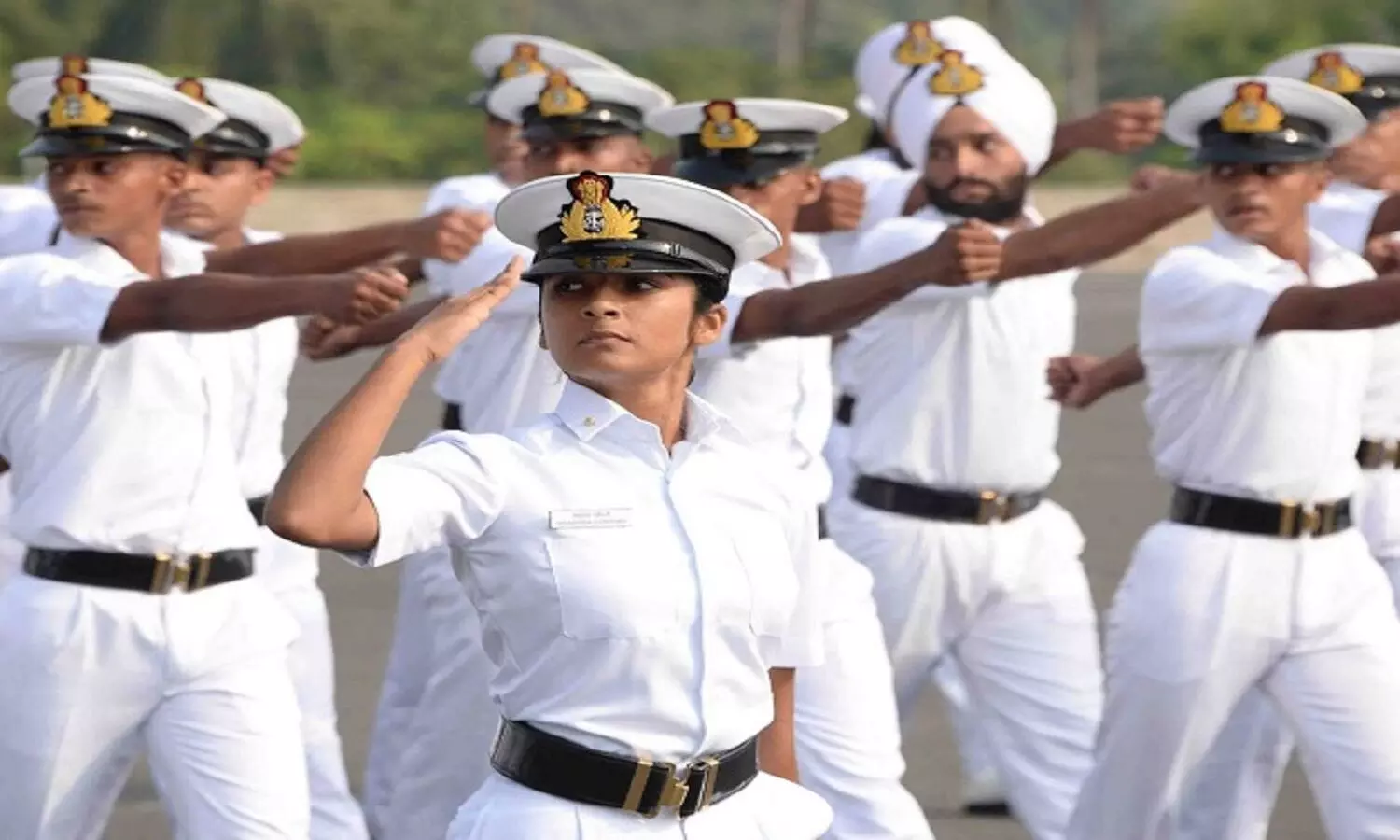 Agneepath Indian Navy Bharti For Girls: अग्निपथ के तहत लड़कियों को इंडियन नेवी ज्वाइन करने के लिए क्या-क्या जरूरी है?