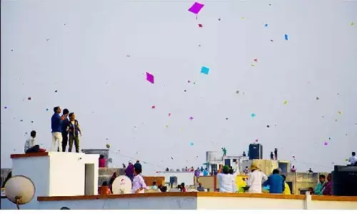 Kite Flying: पतंग उड़ाने के है शौक़ीन तो पढ़ ले ये खबर, लगेगा 10 लाख रूपए का जुर्माना