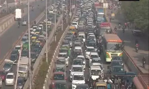 PUC Certificate: दिल्ली में वाहन मालिकों के लिए बुरी खबर, नहीं है पीयूसी तो जाना पड़ सकता है जेल PUC Certificate: दिल्ली में वाहन मालिकों के लिए बुरी खबर, नहीं है पीयूसी तो जाना पड़ सकता है जेल