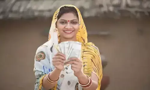 PMMVY Scheme: महिलाओं को सरकार दे रही 6000, आप भी इस तरह उठाएं लाभ