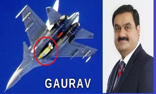 Gaurav Bomb: गौतम अडानी की कंपनी ने बनाया गौरव बॉम्ब, जो हवा में तैरते हुए दुश्मन को जमीन में गिरा देता है Gaurav Bomb: गौतम अडानी की कंपनी ने बनाया गौरव बॉम्ब, जो हवा में तैरते हुए दुश्मन को जमीन में गिरा देता है