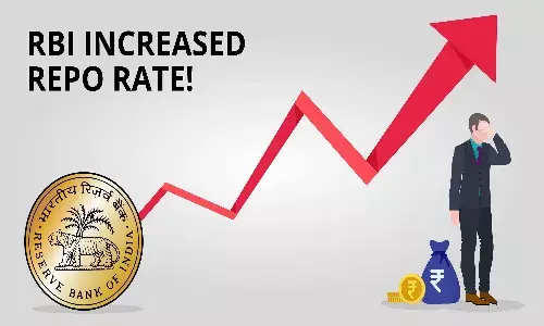 RBI Hikes Repo Rate: रिजर्व बैंक ने रेपो रेट 0.50% बढ़ा दिया, लोन लेना और चुकाना और महंगा हो गया RBI Hikes Repo Rate: रिजर्व बैंक ने रेपो रेट 0.50% बढ़ा दिया, लोन लेना और चुकाना और महंगा हो गया