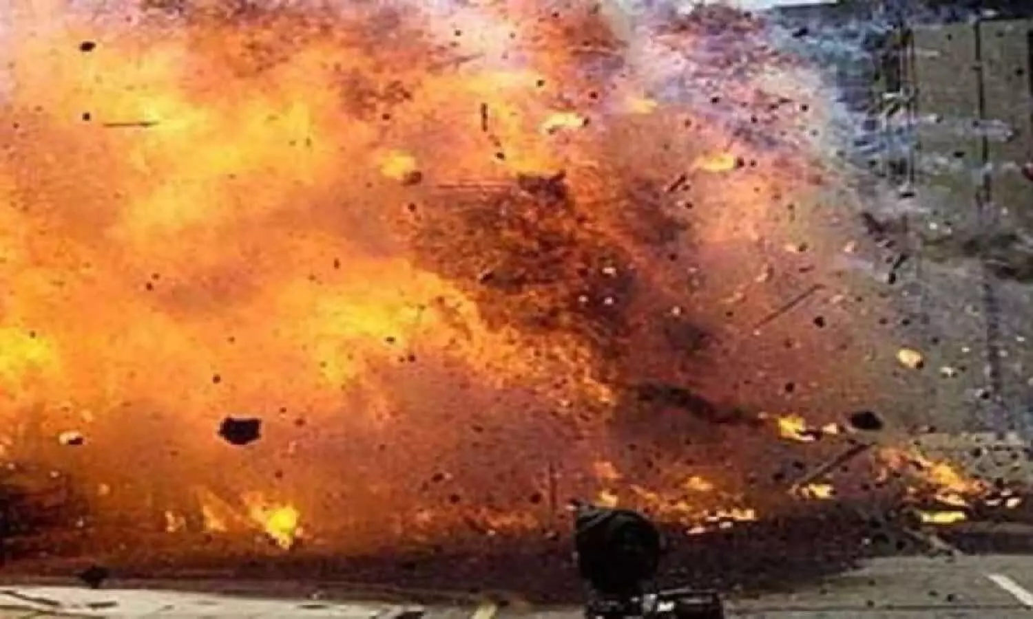 बम के धमाके से दहला काबुल, 8 लोगों की मौत, 20 घायल