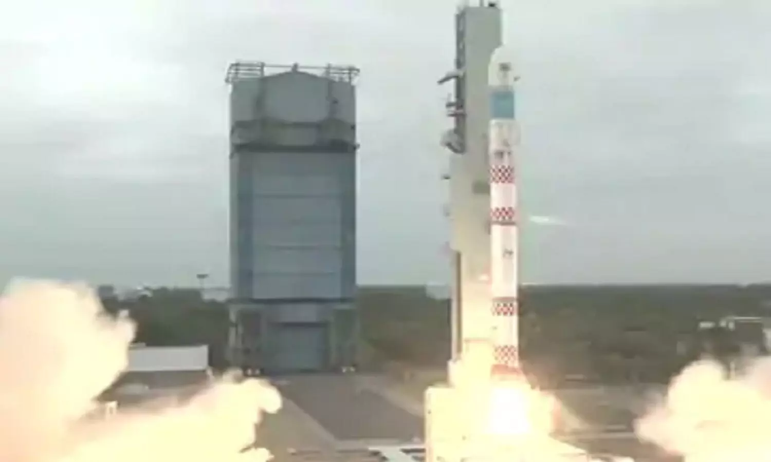 ISRO Rocket Mission Failed: इसरो की दोनों सेटेलाइट गलती से दूसरे ऑर्बिट में चली गईं, मिशन फेल हो गया