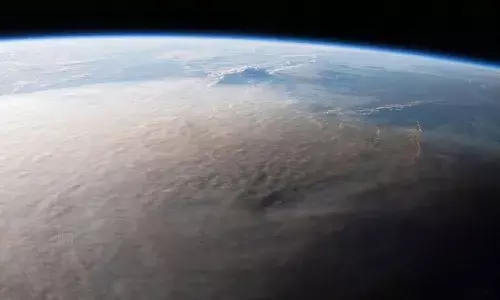 Tonga Volcano 2022: ज्वालामुखी के विस्फोट से 60000 स्विमिंग पूल जितना पानी निकला