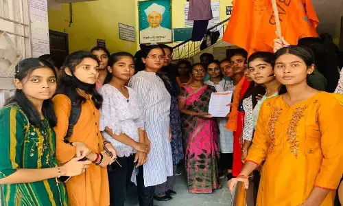 रीवा में कन्या महाविद्यालय से गायब हो रही छात्राएं, आक्रोशित एबीवीपी ने दी आंदोलन की चेतावनी