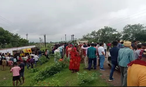 Satna Bus Accident News: कोटा से सतना आ रही बस पलटी, 45 घायल 16 गंभीर Satna Bus Accident News: कोटा से सतना आ रही बस पलटी, 45 घायल 16 गंभीर