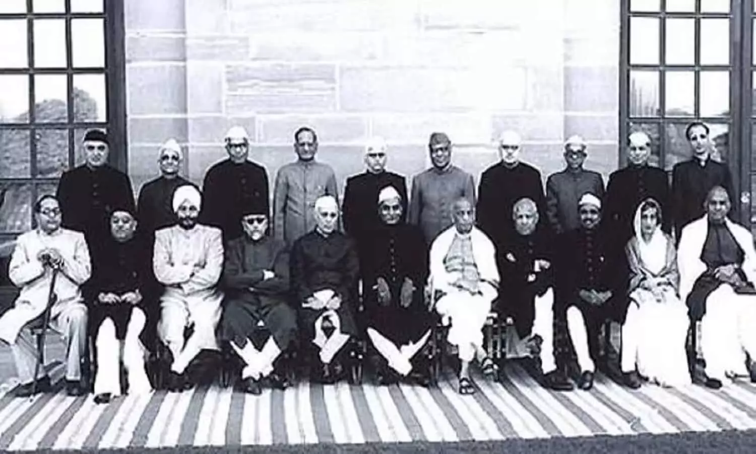 Indias first Cabinet: भारत देश के आजाद होने पर बनी थी यह पहली कैबिनेट, बनाए गए थे ये मंत्री