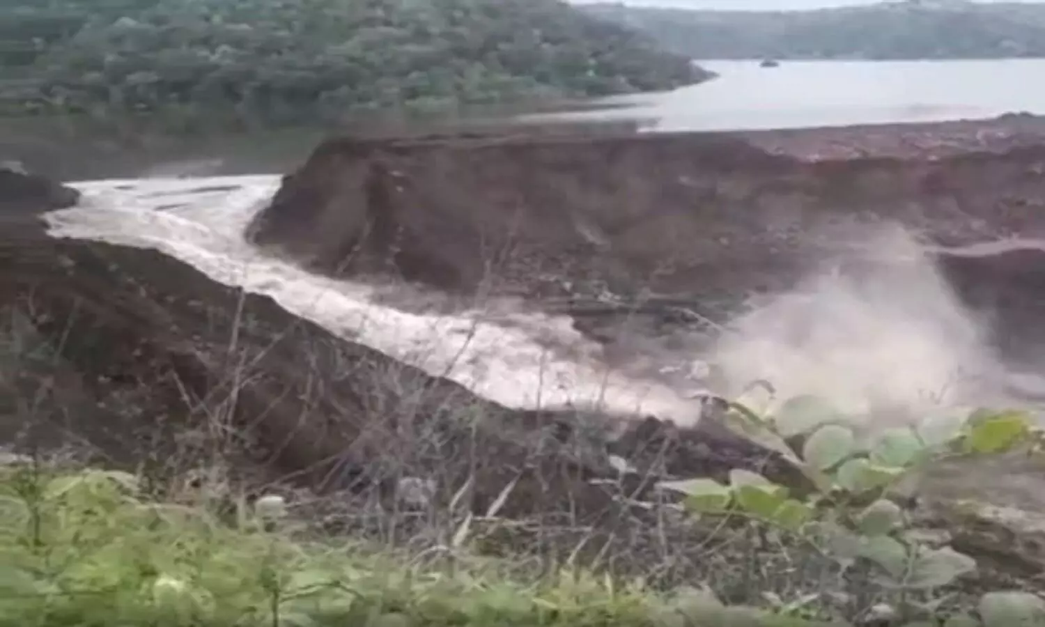 Karam Dam Inquiry: कारम डैम मामले में जांच समिति गठित, 5 दिन में सौंपेगी रिपोर्ट