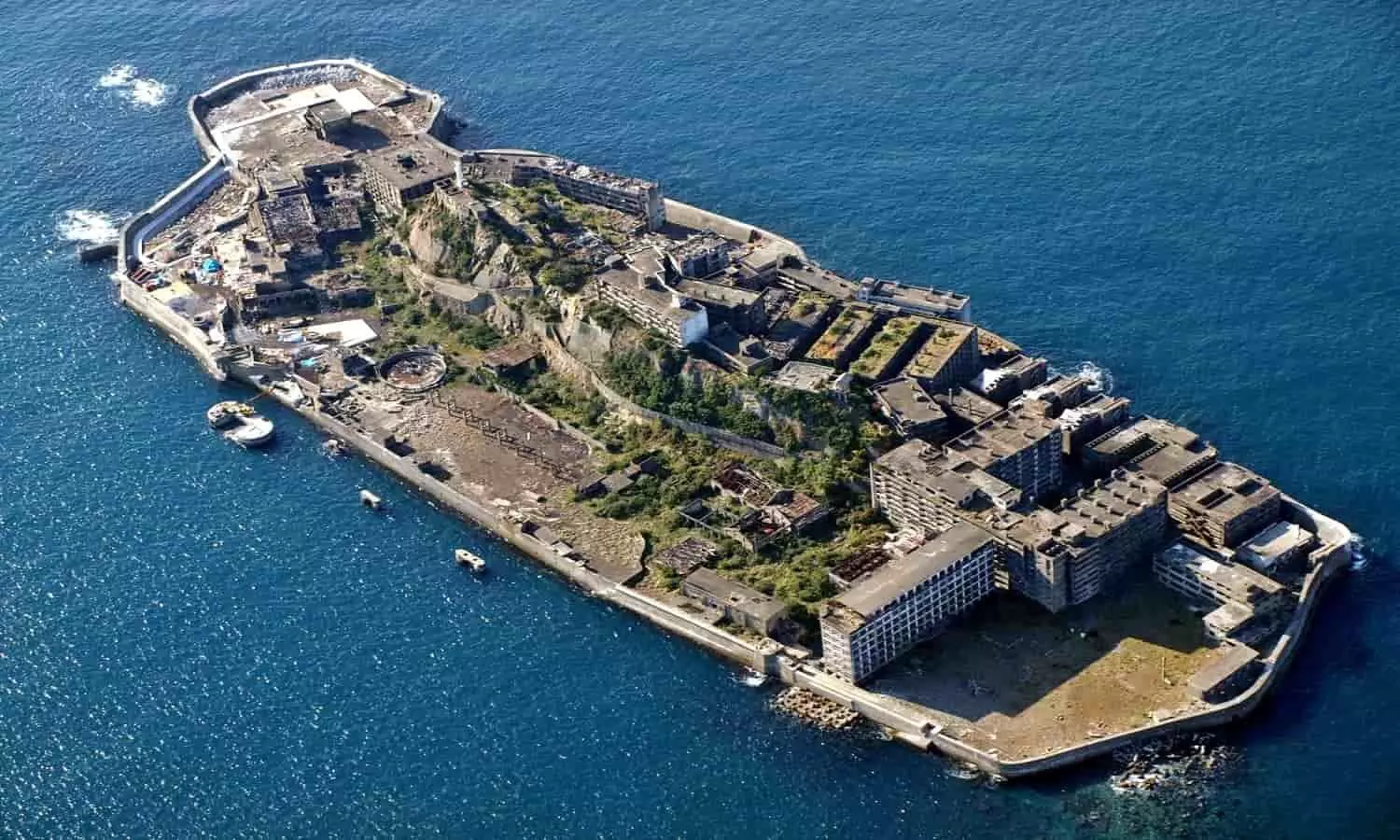 Hashima Island: जापान का हाशिमा आइलैंड बेहद ही डरावना और वीरान, तस्वीरें देख रोंगटे खड़े हो जायेंगे