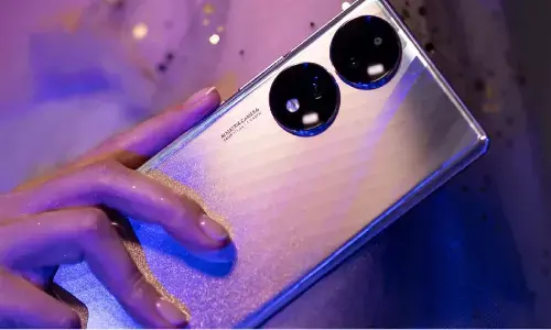 Honor 70 5G Launch: इस स्मार्टफोन के सामने Samsung और Apple के प्रीमियम मोबाइल भी हैं फेल Honor 70 5G Launch: इस स्मार्टफोन के सामने Samsung और Apple के प्रीमियम मोबाइल भी हैं फेल