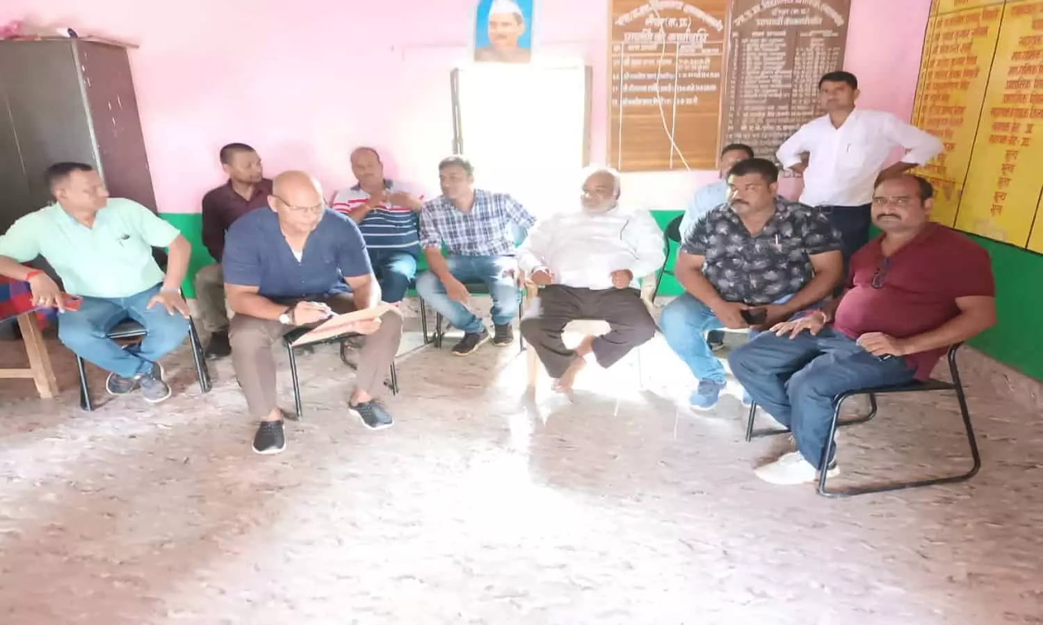 REWA: रिश्वत के 25 हजार रूपए समेटते विद्यालय प्राचार्य धराया, लोकायुक्त रीवा ने की कार्रवाई REWA: रिश्वत के 25 हजार रूपए समेटते विद्यालय प्राचार्य धराया, लोकायुक्त रीवा ने की कार्रवाई