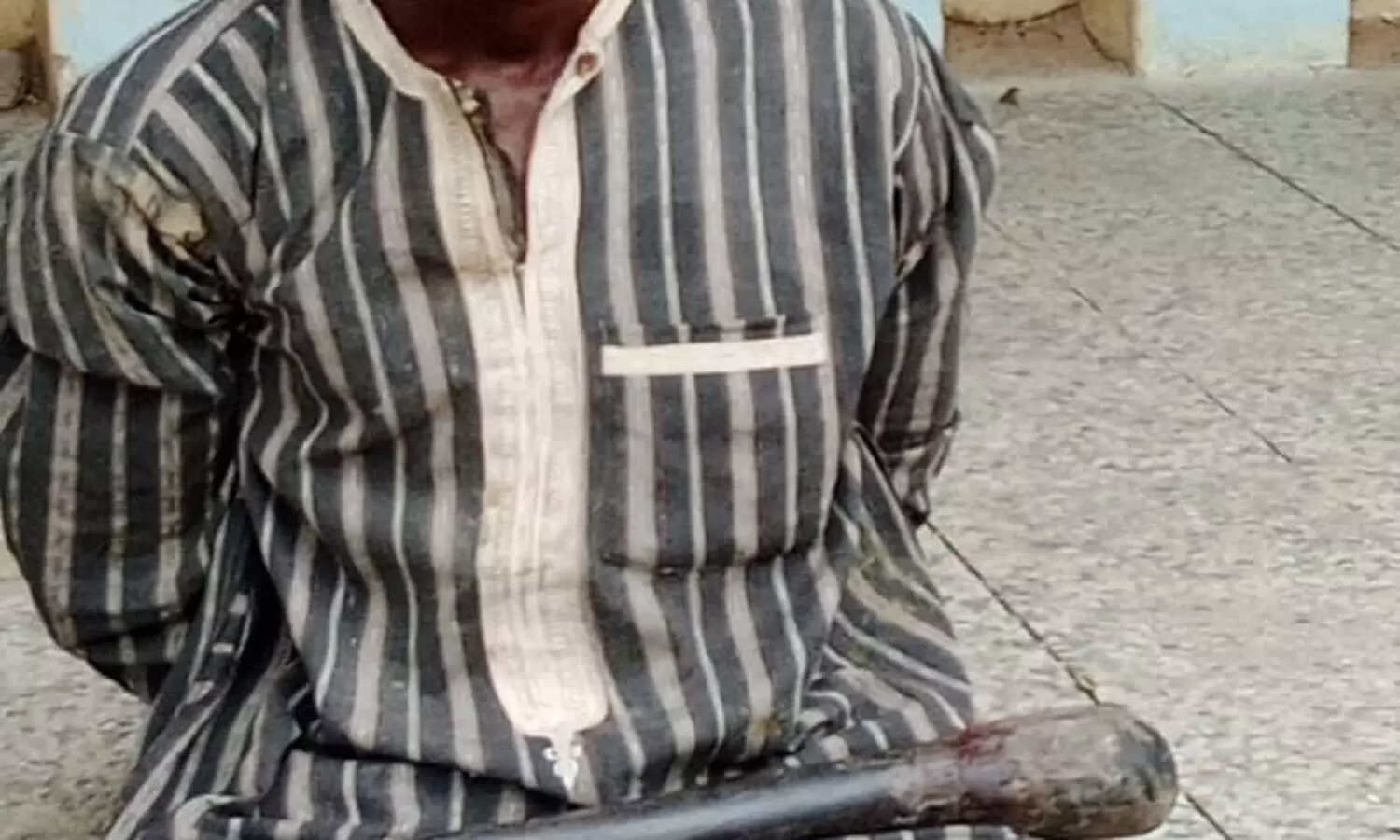 पैगंबर मुहम्मद की ईशनिंदा करने पर बेटे ने अपने माता-पिता को मार डाला